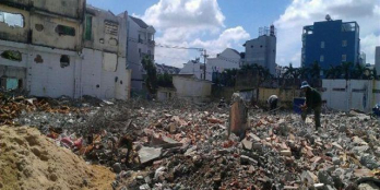 Vỡ nợ cần bán gấp đất mặt tiền Phan Văn Trị 221m2 giá 2,51 tỷ . LH 093 493 6728 ! GẤP !!!