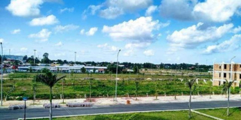 BÁN DÃY SHOPHOUES TRỤC ĐƯỜNG ĐẸP NHẤT DỰ ÁN KĐT TP. QUẢNG NGÃI LH: 0906.57.57.61