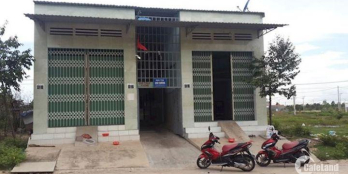 Đất chính chủ cần bán gấp 600m2 đất thổ cư 100% và 2 dãy nhà trọ, SHR, giá thương lượng- không tiếp môi giới