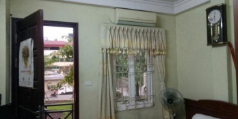 (Vi Tùng) Nhà mặt phố vỉa hè 5m đỗ ô tô kinh doanh đường to tấp nập 9.5 tỷ Văn Cao Ba Đình