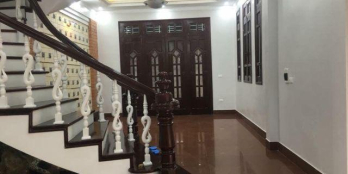 Bán Nhà Gần Phố Văn Cao 56m2, 12,6 Tỷ. Lô Góc, Ô Tô Tránh.