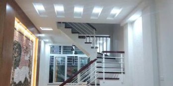 Bán nhà 2 mặt thoáng Văn Cao, 35m, 3T, 4.6m, 3.25 tỷ về ở luôn (0975965639)