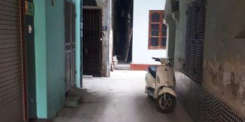 Nhà 3 mặt thoáng, ngõ thông, 32m2 chỉ 2,65 tỷ Phố Đội Cấn