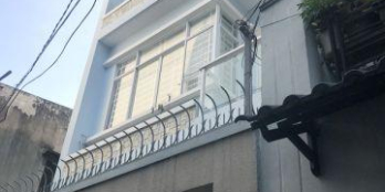 Nhà 3 mặt thoáng, 30m2x4 tầng, 2,65 tỷ đường Phan Kế Bính