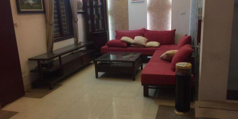 Bán nhà đường Văn Cao, 49m2, mt 3.7m, ngõ 3.5m cách MP 20m (0975965639)