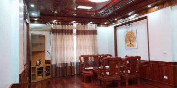 Bán nhà 5 tầng mới mặt Phố Phố Liễu Giai 55m Gía 15,5 tỉ. Lh 0969910888.