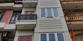 Chính chủ bán nhà Hoàng Hoa Thám, Ba Đình, Cách phố 10m, kinh doanh, LH: 0856363111