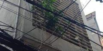 Ban nhà lô góc 3 mặt thoáng Phố Đội Cấn,DT 30m, 3 tầng Giá 2,65 Tỷ .