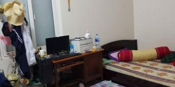 Bán gấp nhà phố kim mã, cách phố 100m, ngõ xe máy tránh 2,35 tỷ