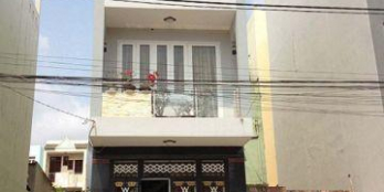 Bán nhà 1 tret 2 lầu giá rẻ ở viền TPHCM