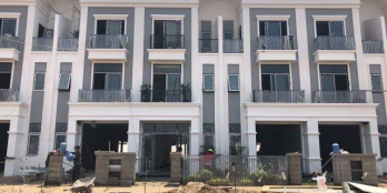 Chính chủ khó khăn bán gấp Long Phú Villa MT QL1