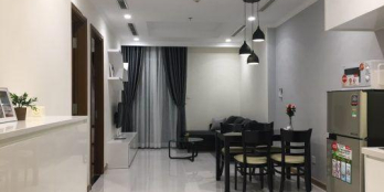 Chuyển nhượng CH cao cấp Vinhomes - loại 2pn dt 80m2 giá 4,3 tỷ ( chưa nội thất) góc view đẹp