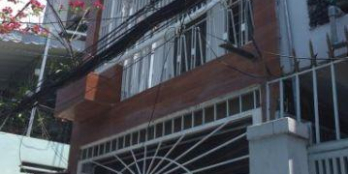 Bán nhà Trần Bình Trọng, hẻm xe hơi, DT 30m2 giá 3,1 tỷ