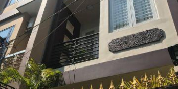 Chính chủ bán nhà Hoàng Hoa Thám-Bt 40m2,HXH,Giá chỉ 3.8 tỷ( TL)