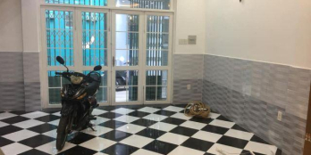 Bán nhà 2 tầng, tặng nội thất sang trọng, 55m2, 5 tỷ, P14, Bình Thạnh.