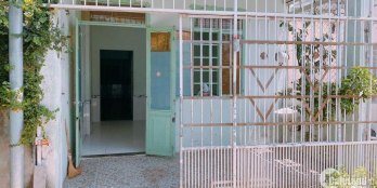 Bán nhà cấp 4 kiệt 2m Tôn Đản, từ Tôn Đản đi vào chỉ 20m là đến, cách cầu vượt ngã ba huế chỉ 400m