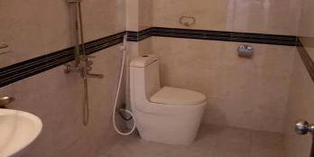 Chính chủ bán nhà phố Xuân Thủy, 60m2, 5 tầng, LH : 0377188559