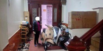 Bán nhà Dịch Vọng Hậu, 47m x 4T, giá 4,6 tỷ