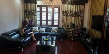 Bán nhà 51m2* 5 tầng, ngõ rộng phố Lê Văn Lương giá 4,6 tỷ.