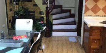 Bán gấp nhà đẹp 33m2*5 tầng, ngõ thoáng phố Hoàng Ngân giá 3,2 tỷ.