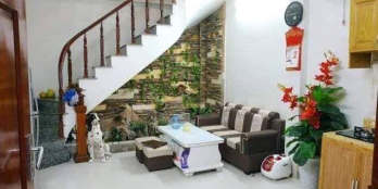 Bán nhà phố Hoa Bằng, ngõ xe ba gác, 5 tầng 30m2.