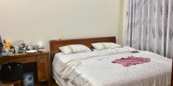 Bán nhà Trần Quốc Hoàn 6.99 tỷ 40m2x4T chia lô ô tô tránh, vỉa hè, kdoanh