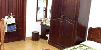 Bán nhà phố Xuân Thủy 37m2 4 tầng giá 3.75 tỷ. lh 0946550495