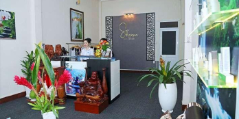 Nhà đẹp hiếm lô góc phố kinh doanh sầm uất Cầu Giấy 55m2x4 t mặt tiền 4,2m