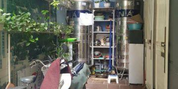 Nhà đẹp gần phố Dịch Vọng 45m2 4 tầng giá 4.98 tỷ. lh 0946550495