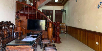 BÁN NHÀ 4 TẦNG 45M2 PHỐ NGUYỄN VĂN HUYÊN.CẦU GIẤY 4 TỶ