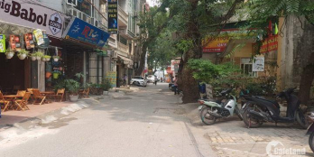 Bán nhà kinh doanh phố Nguyễn Chí Thanh, ô tô đậu cửa nhà, 40m2 x 4 tầng, giá chỉ 8.9 tỷ.