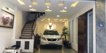 Bán nhà Láng Hạ,oto 7 chỗ vào nhà,có sân rộng , khu phân lô, giá 12.5 tỷ