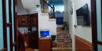 Bán nhà đẹp 20m*5 tầng, ngõ rộng thoáng phố Tôn Thất Tùng giá 2 tỷ.