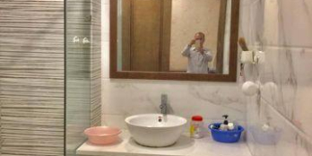 Bán nhà Đoàn Thị Điểm 18m2 x 5T giá 1,6 tỷ có thương lượng LH: 0907781991