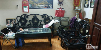 Nhà đẹp ở ngay Xã Đàn Dt 30m2 MT 6.6m 3.1tỷ. Lh 0945940519