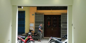 Bán nhà mặt ngõ Oto, KD, VP, Nguyễn Chí Thanh. 31m, mt 4.2m. 0975965639