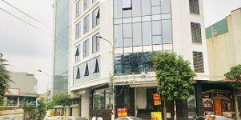 Cho thuê toàn bộ căn nhà tại số 242 đường Vạn Phúc, Hà Đông, HN .