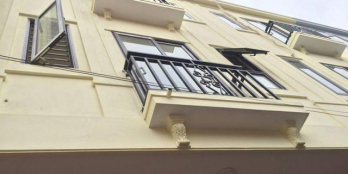 Nhà 3 tầng hoàn thiện cạnh Bến xe Yên Nghĩa 1.32 tỷ