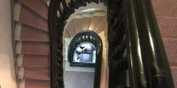 Cần bán nhà đẹp về ở ngay khu vực Lãng Yên,diện tích sử dụng thực tế 94m2, 5 tầng,mặt tiền 6m,giá 10,5 tỷ