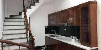 10m ôtô tránh, Phố Đầm Trấu 38m2, nhà mới 5T chỉ 3.6 tỷ