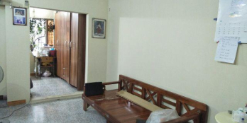 Chính chủ bán căn hộ tập thể  Bách Khoa DT 40m2,vị trí trung tâm,an sinh tốt.Giá 1,1 tỷ