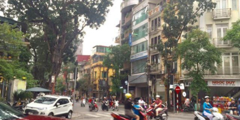 BÁN NHÀ MẶT PHỐ NGUYỄN DU, HAI BÀ TRƯNG 50M2, 6 TẦNG, MẶT TIỀN 4.5M, LH: 0911150258