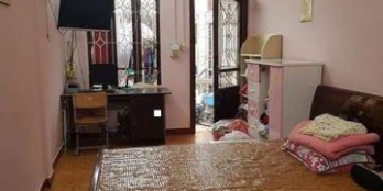 Chủ mệt rồi cần bán gấp nhà mặt ngõ Giải Phóng 38m 4 tầng ô tô tránh đỗ cách 5m kinh doanh