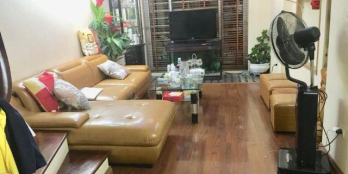 Nhà đẹp, phân tô, ô tô đỗ, phố BẠCH MAI, Hai Bà Trưng 40m2x4T, mt 3.7m, 3.1 tỷ 0972957451