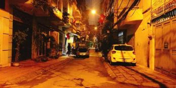 Bán nhà cạnh Hồ Võ Thị Sáu- Ô tô đỗ cửa- Mặt tiền 4m-DT 50m2- 8.2 Tỷ