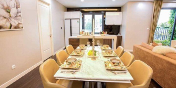 BÁN  CĂN 16 DT 98m2 View Sông Hồng Tòa B. NHẬN NHÀ NGAY TRONG THÁNG 6