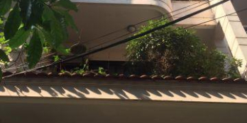 NHÀ 5 TẦNG BA THOÁNG-VÀI BƯỚC RA MẶT PHỐ-SÂN ĐỂ VÀI CHỤC XE MÁY