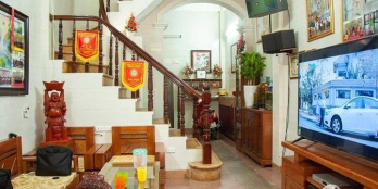 LẠC TRUNG NHÀ ĐẸP KHÔNG TỲ VẾT 45m2,4TẦNG,GIÁ RẺ GIẬT MÌNH 3,3TỶ,NGÕ THÔNG TỨ PHÍA.