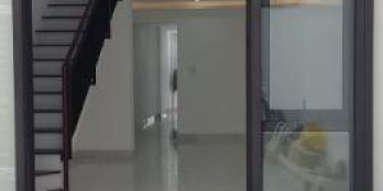 Kẹt tiền bán nhanh nhà 2 tầng ở Hoàng Diệu