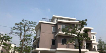 1.	Bán nhà liền kề ô căn góc, diện tích 143.3m2, sở hữu lâu dài.